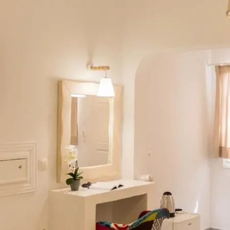 Blue Island Santorini Перисса