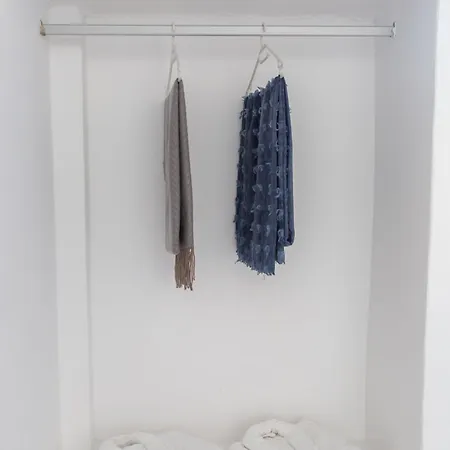 Blue Island Santorini Отель *