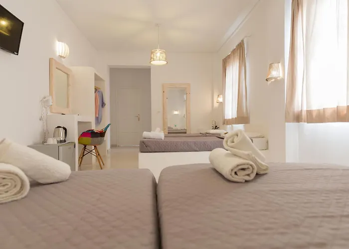 Blue Island Santorini * Perissa (Santorini)