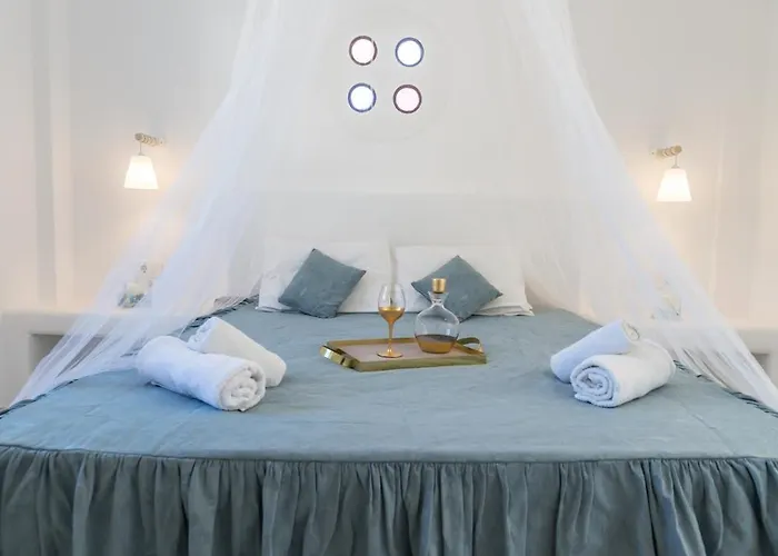 Blue Island Santorini Περίσσα