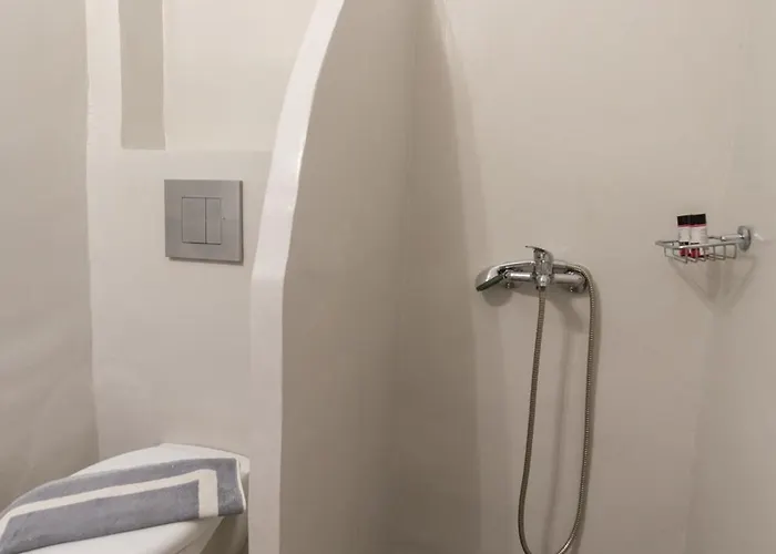 Blue Island Santorini Hotel *