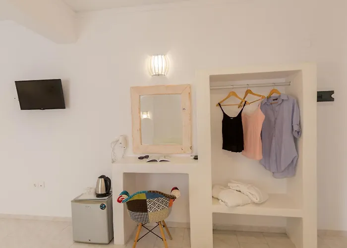 Blue Island Santorini Perissa (Santorini)