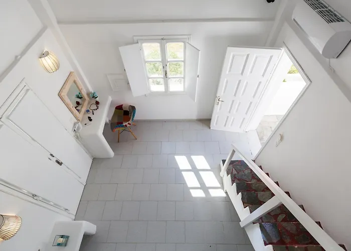 ホテル Blue Island Santorini ペリッサ