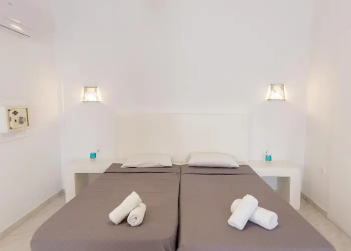 Blue Island Santorini Perissa (Santorini)